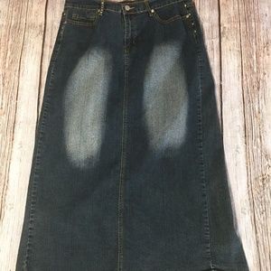 Women's Sand-blasted Light Weight Denim Skirt XL